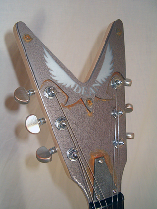 Illustration for article titled Steampunk Guitar Version 2: The Nautilus